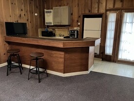 Building Photo - 138 Pine St