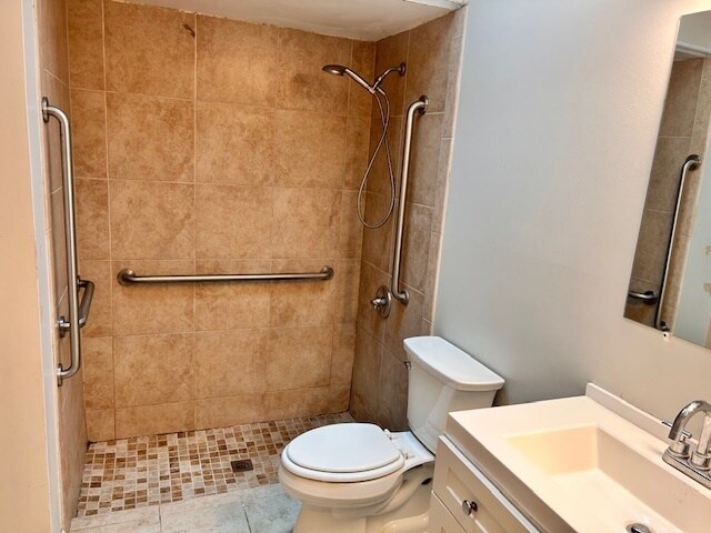 Building Photo - 4294 Tanglewilde Dr S