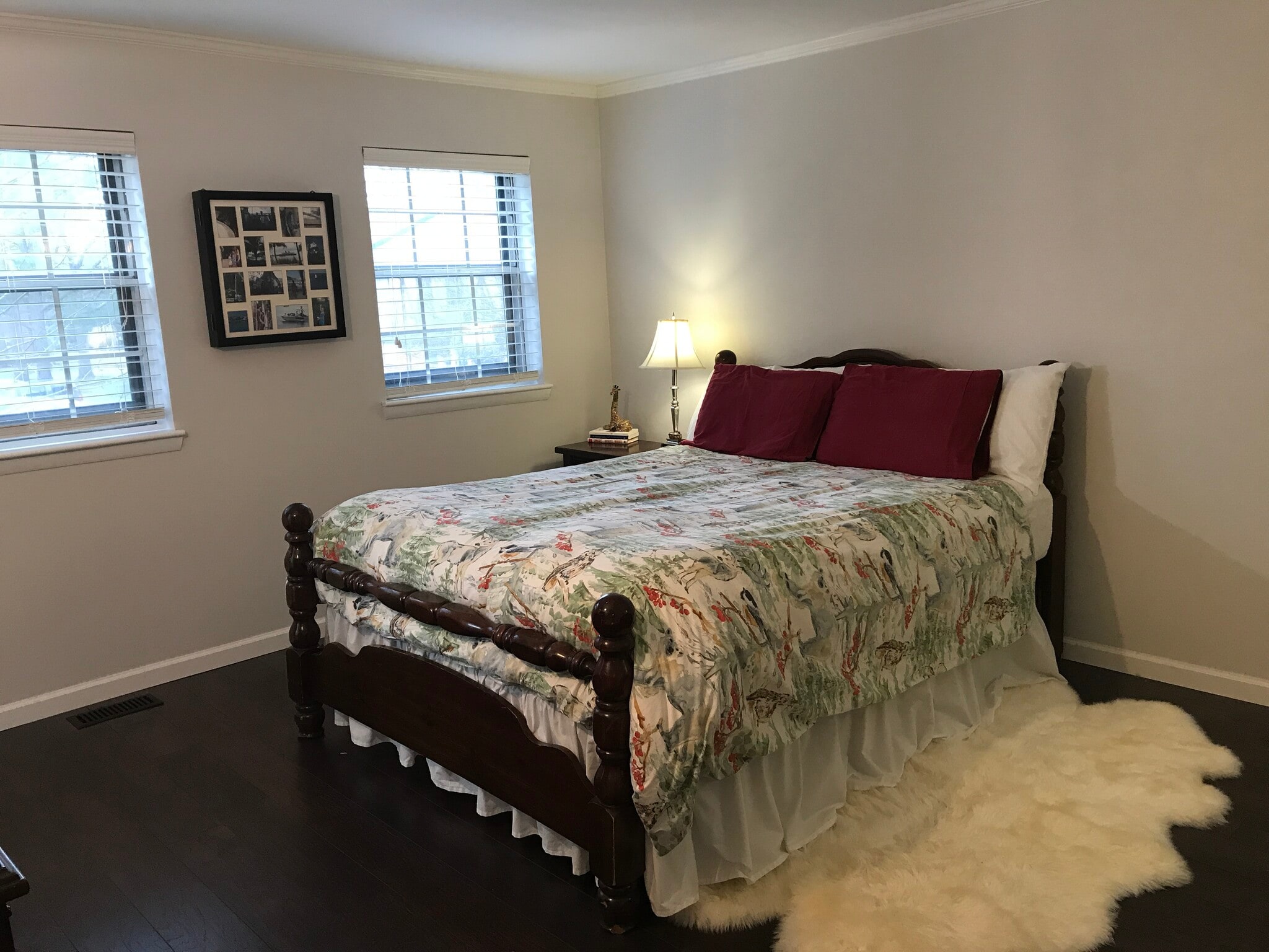 Master Bedroom - 5813 Nottoway Ct