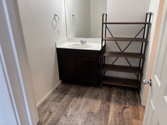 Building Photo - Lemmon Valley Townhouse