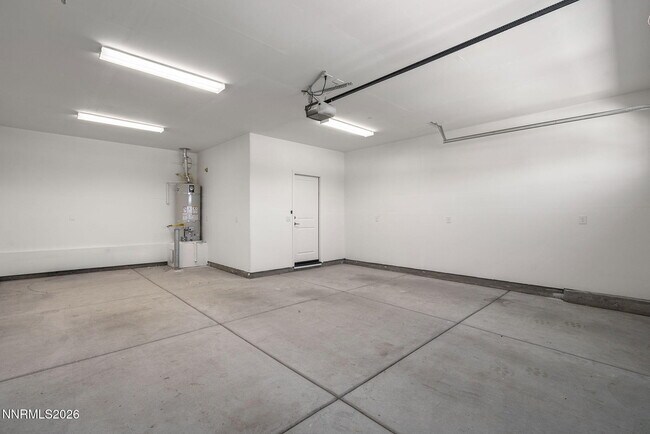 Building Photo - 7230 Treeline Ct