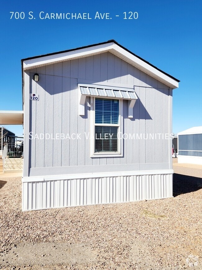 Building Photo - Newer  3 Bed 2 Full Bath Manufactured Home