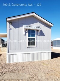 Building Photo - Newer  3 Bed 2 Full Bath Manufactured Home