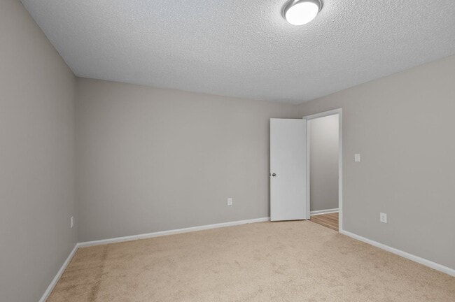 Building Photo - Cute Remodeled home in Cul-de-sac
