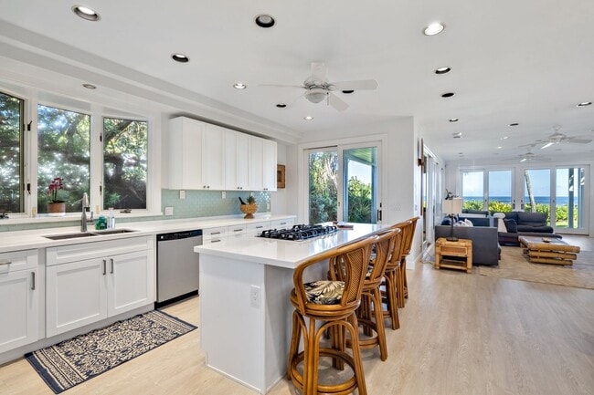 Building Photo - Hawaii Life Presents Modern Mokuleia Beach...