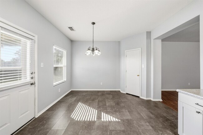 Building Photo - 11635 Pebble Sands Dr