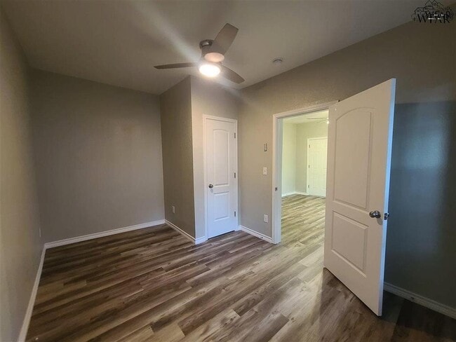 Building Photo - 2000 Fillmore St