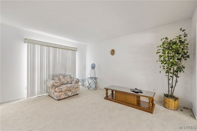 Building Photo - 66 Windsong Ct