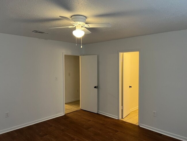 Building Photo - Beautiful 3bd/2ba home ready to rent