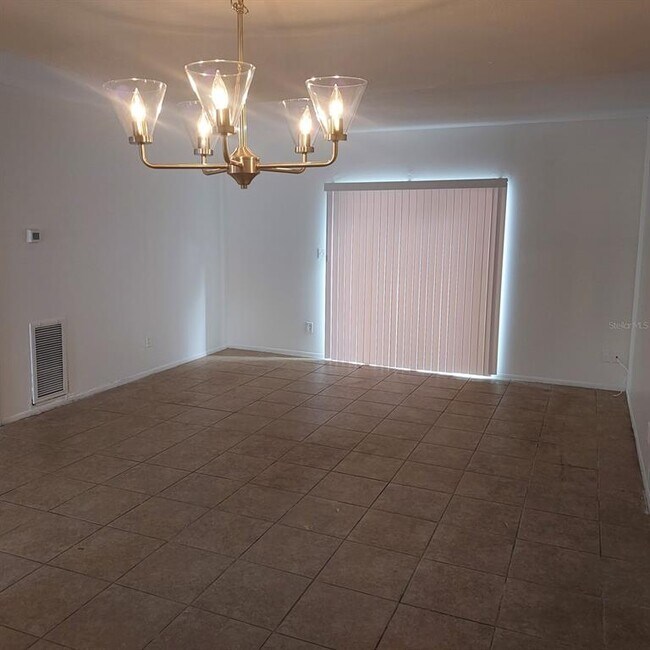 Building Photo - 9807 N 52nd St