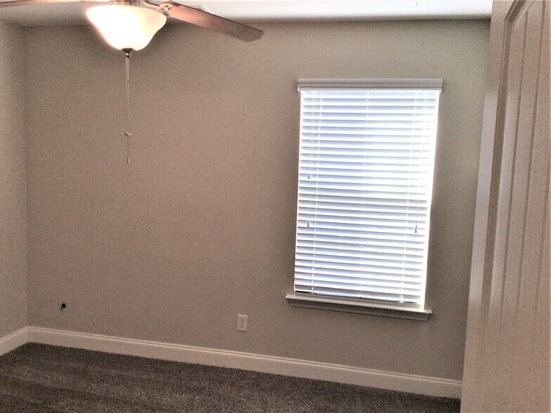 Building Photo - 133 Ohara Dr