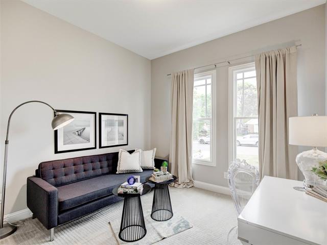 Building Photo - 2700 Gladstone Dr