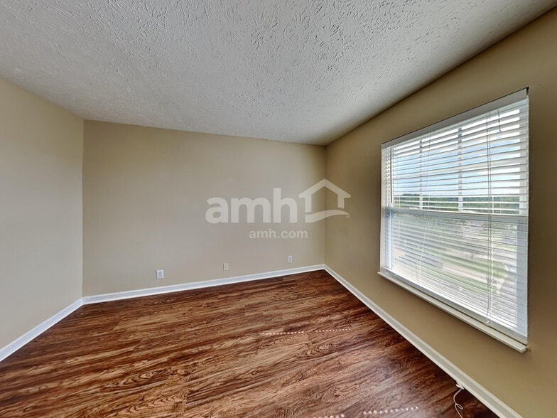 Building Photo - 136 Trail Ridge Way