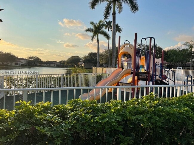 Building Photo - 16309 Emerald Cove Rd