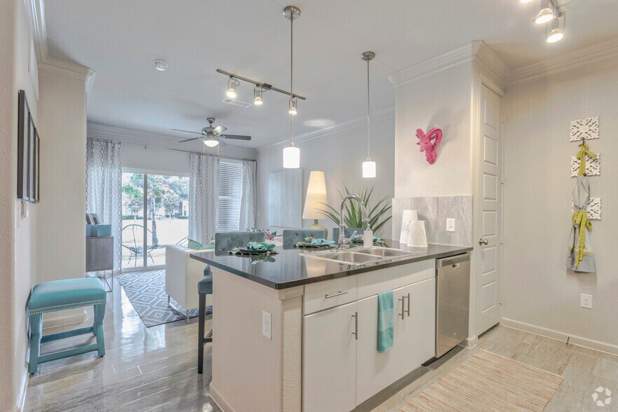 McKinney Square Apartments 6600 McKinney Ranch Pky McKinney TX 75070 Apartment Finder