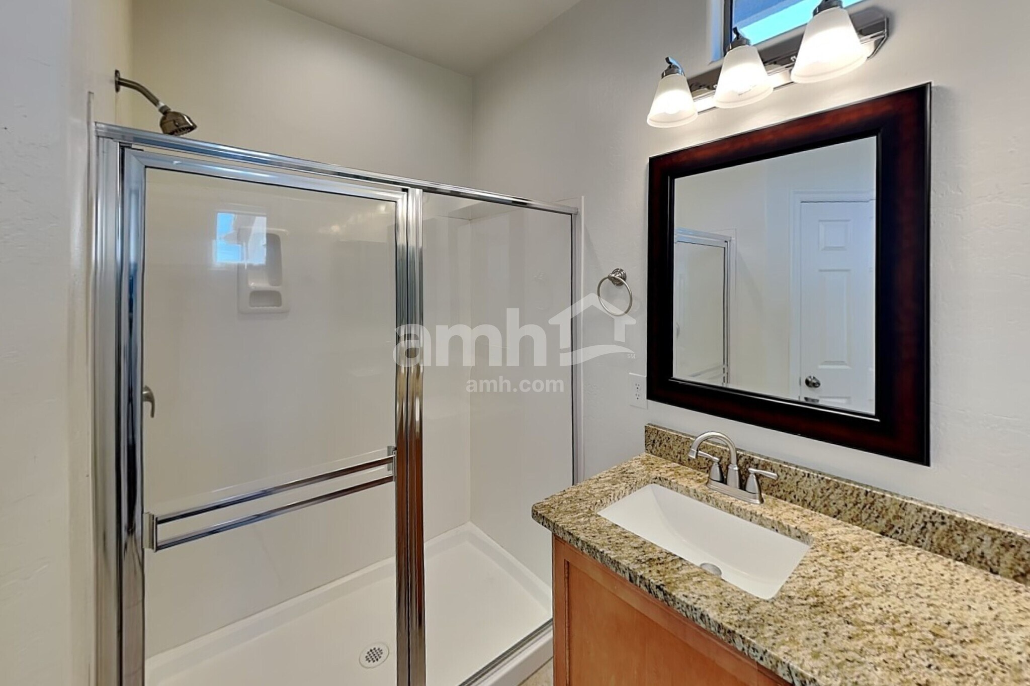 Building Photo - 14576 W Maui Ln