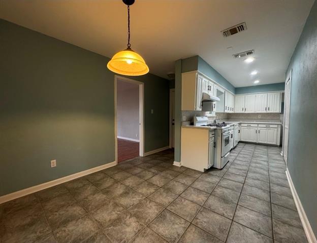 Building Photo - 514 Woodrow Ave