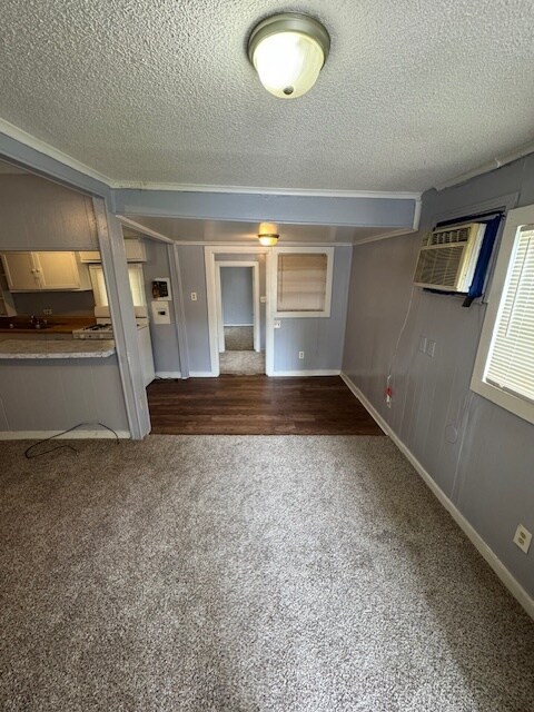 Building Photo - 1320 Faxon Ave