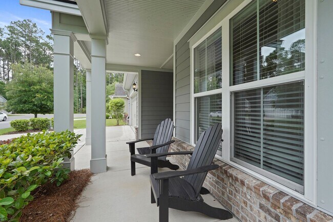 Building Photo - 10 Chicory Ct