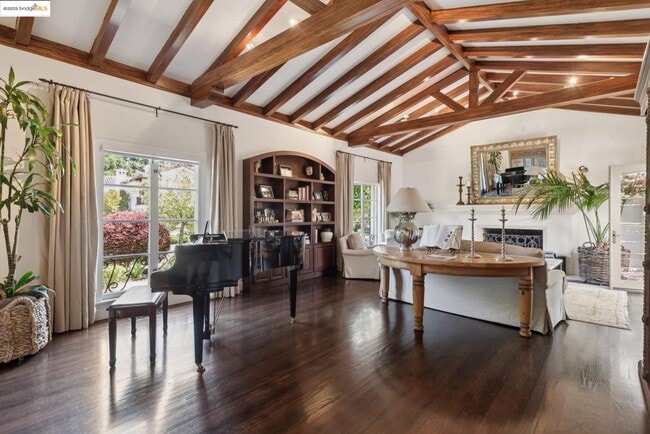 Building Photo - 160 Requa Rd