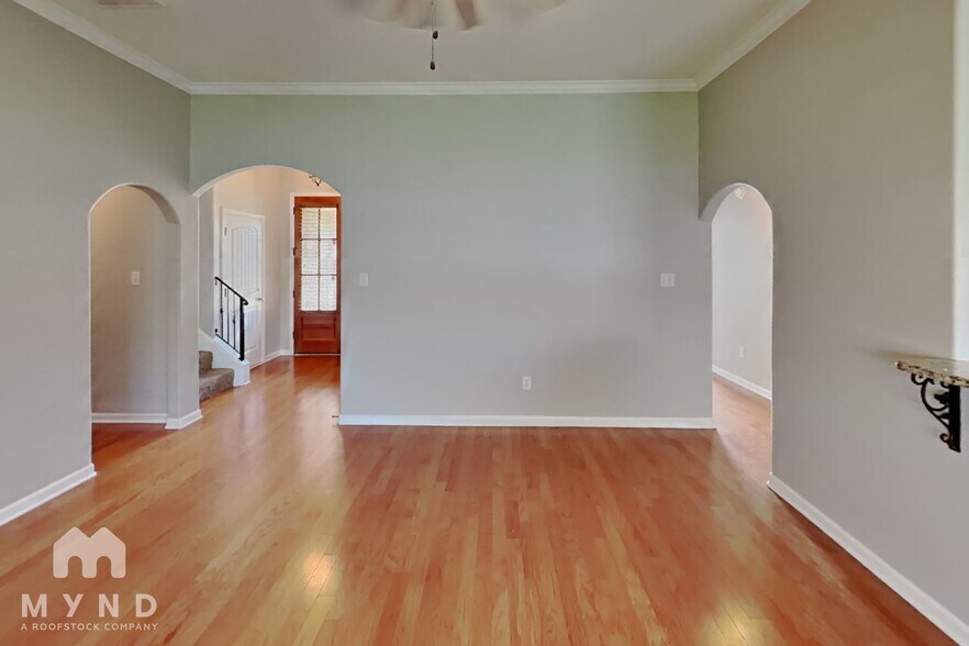 Building Photo - 1087 Acadia Pl