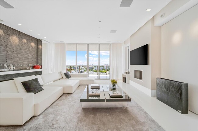 Building Photo - 9701 Collins Ave