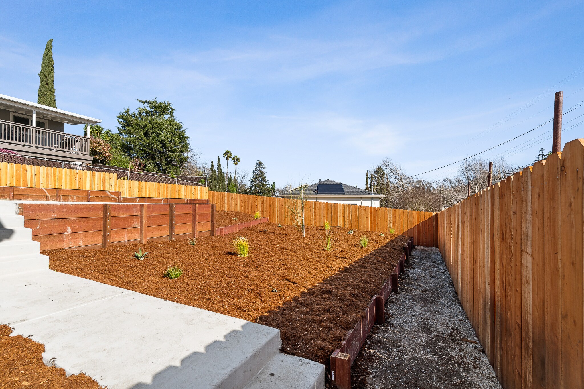 Building Photo - 8 Corte Dorado