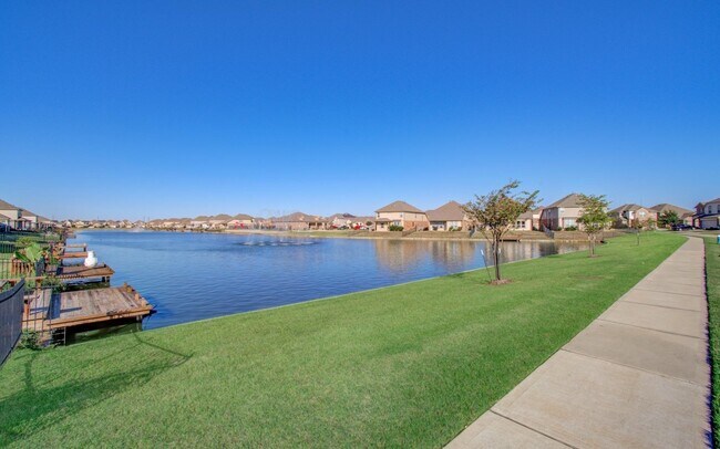 Building Photo - 3514 Vivaldi Dr