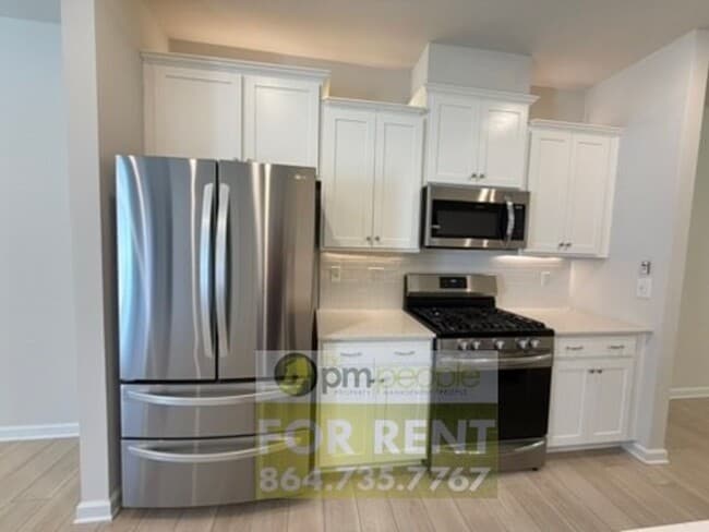 Building Photo - 7 Trakas Ct