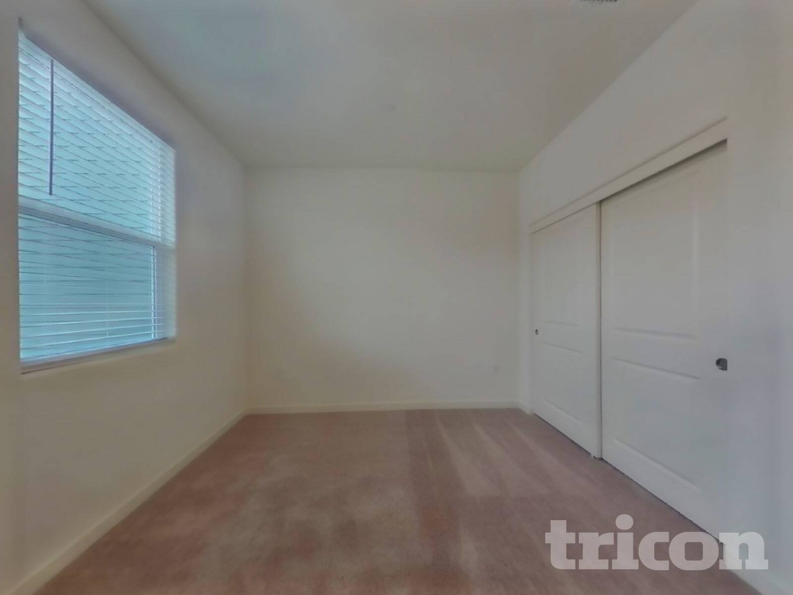 Building Photo - 2042 Delta Vw Ave