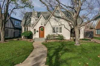 Building Photo - 5419 Merrimac Ave