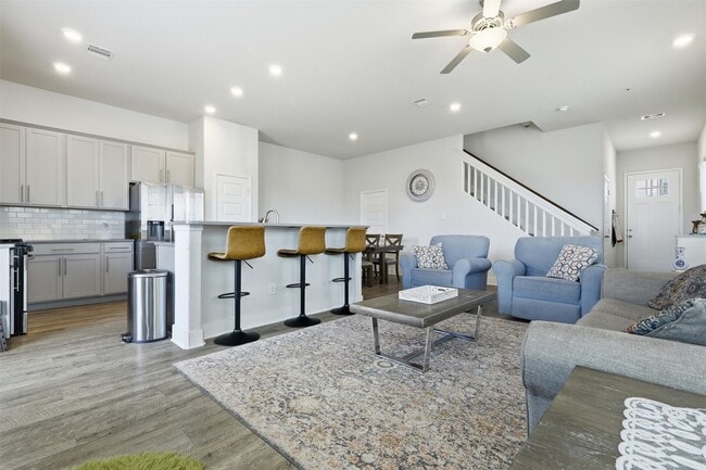 Building Photo - 4429 Ibiza Ln