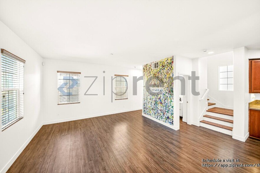 Building Photo - 10548 Wisteria Cir