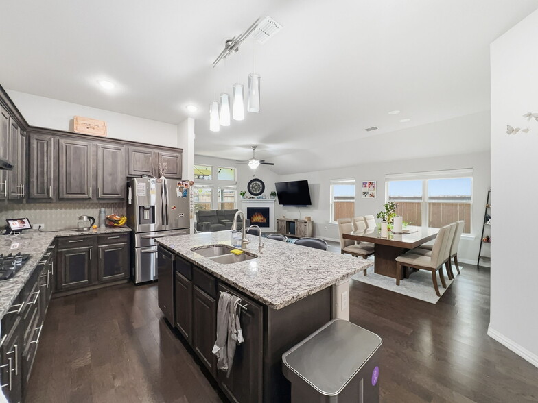 Building Photo - 11841 Kynborrow Rd