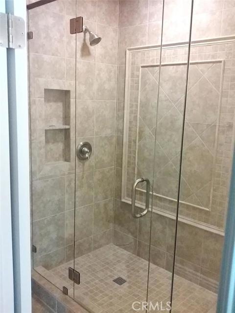 Building Photo - 608 Amber Dr