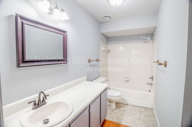 Building Photo - 670 Sandy Neck Ln