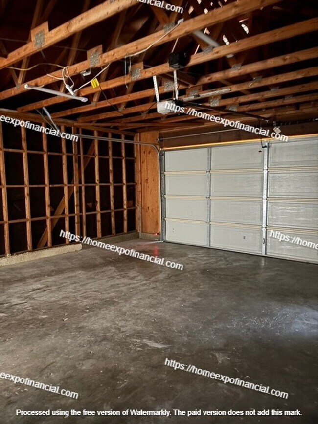 Building Photo - Nice Home For Rent