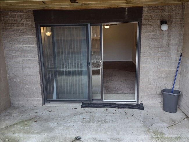 Building Photo - 9956 Johnnycake Ridge Rd