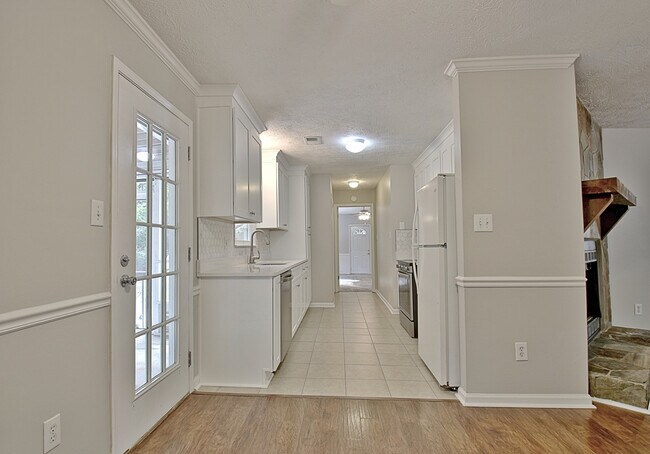 Building Photo - 20 Homeport Dr