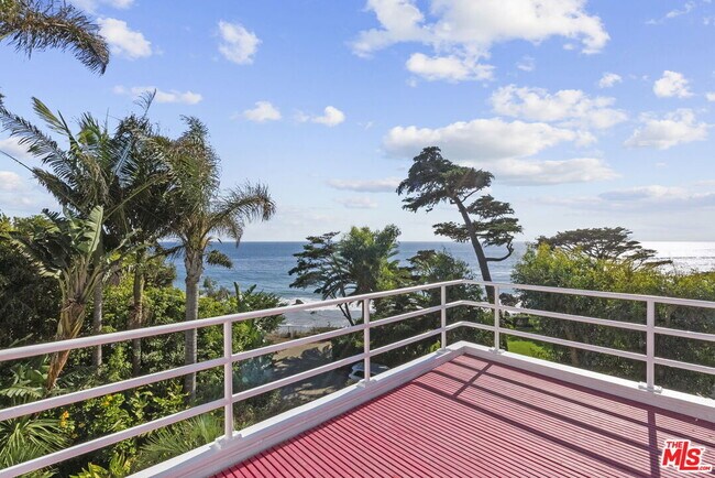 Building Photo - 31833 W Sea Level Dr