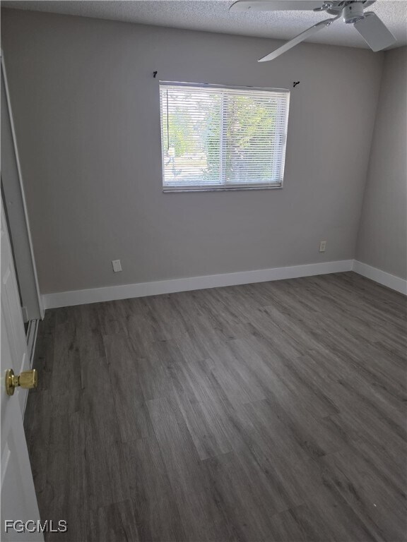 Building Photo - 4638 Santa Barbara Blvd