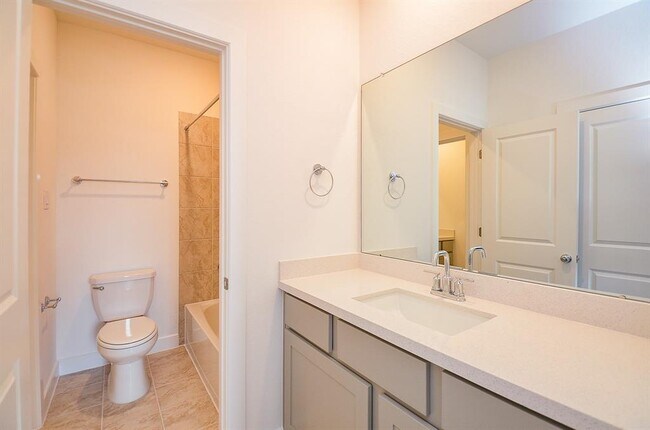 Building Photo - 21722 Kenthurst Ct