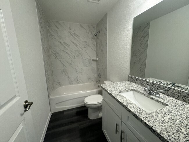 Building Photo - 14962 SW 31st Pl