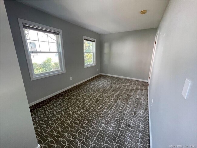 Building Photo - 218 Ruane St