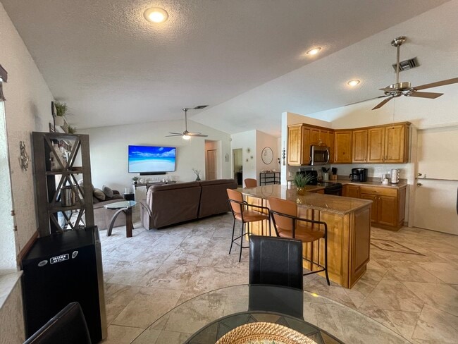 Building Photo - 1321 SW 129th Way