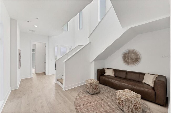 Building Photo - 6028 Red Mangrove Ln