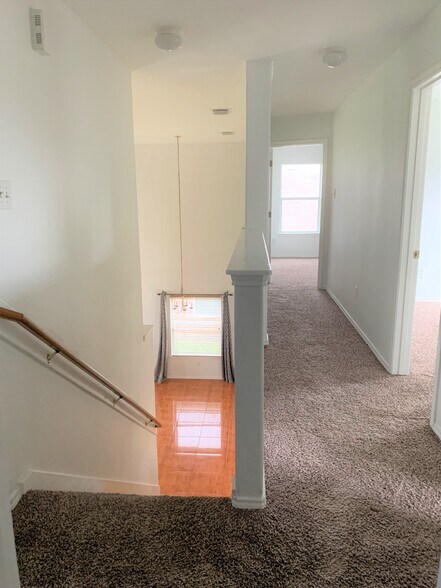 Hall and stairway - 5218 Fairtide Dr