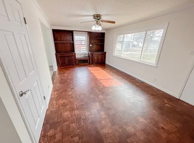 Building Photo - 143 Ramblewood Rd