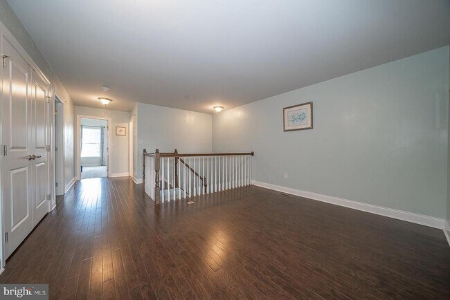 Building Photo - 3701 Parris Blvd
