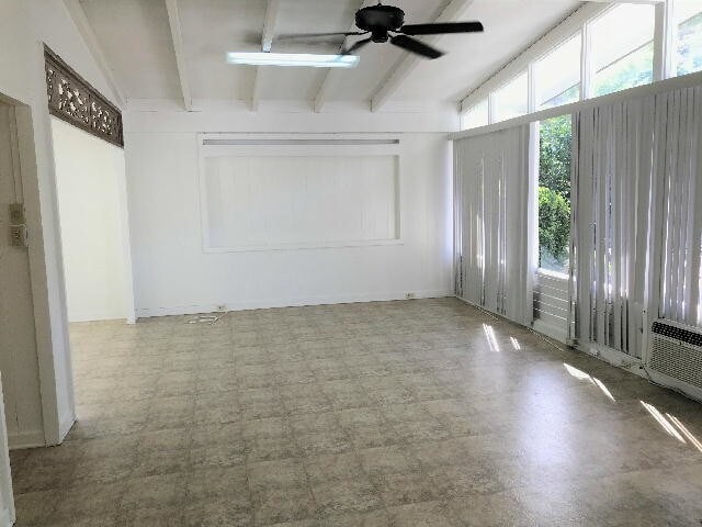 Building Photo - 1655 Onipaa St